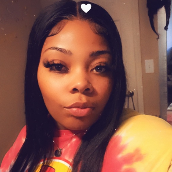 Meet your Posher, Kiara - Picture 1 of 1